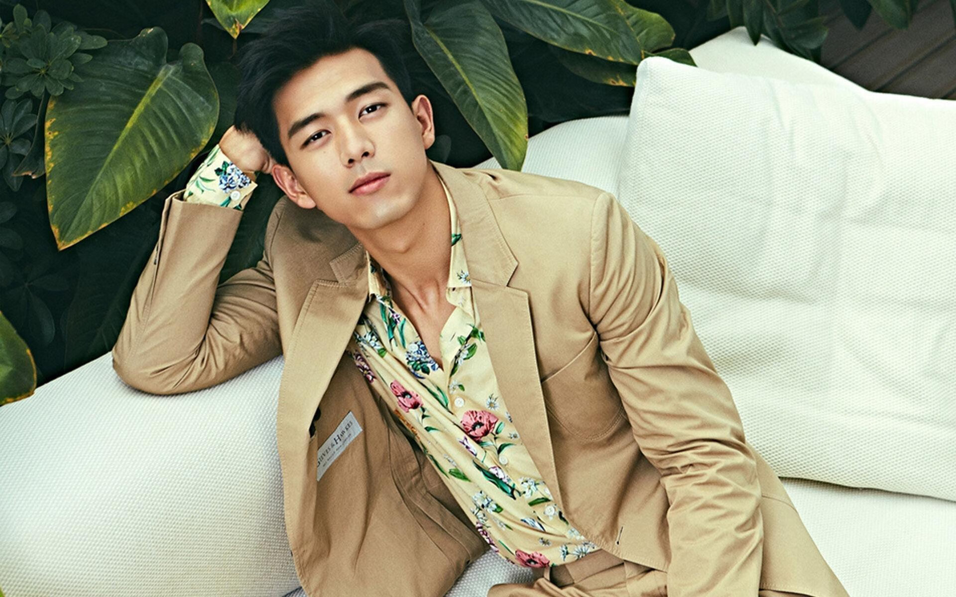 《最受期待的直播嘉宾：明星主播加盟助阵》，见证下一个明星主播报名