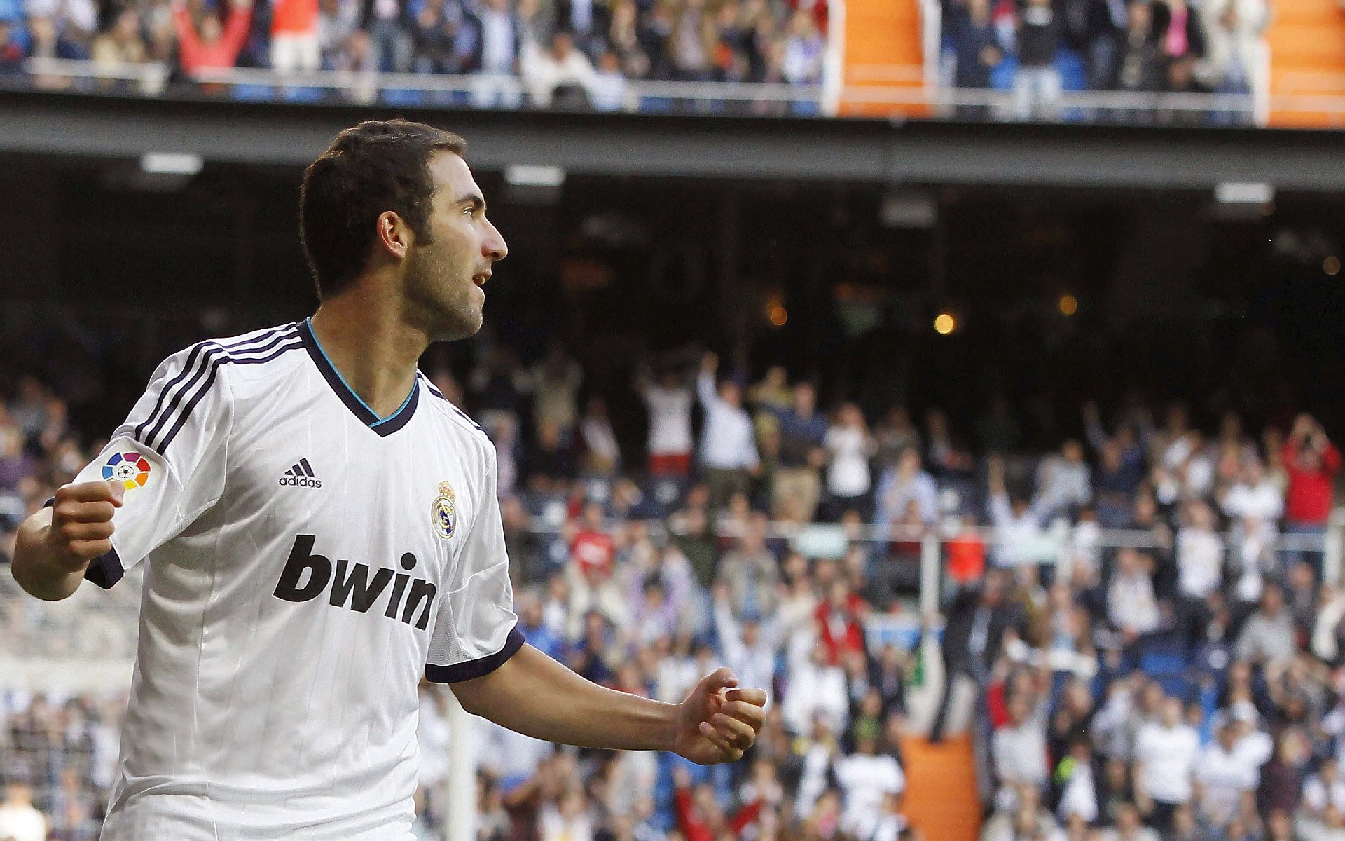 詹姆斯客串主持脱口秀笑点不断，詹姆斯 脱口秀